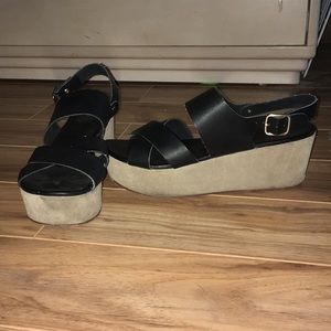 Urban Outfitters Platform sandals